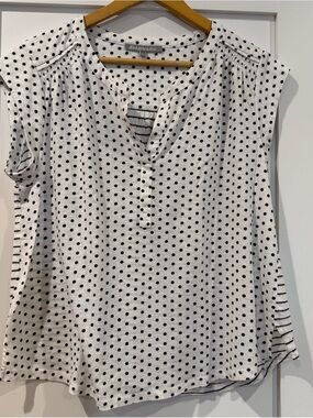Daniel Rainn White and Black Polka Dot Sleeveless Split-Neck Top